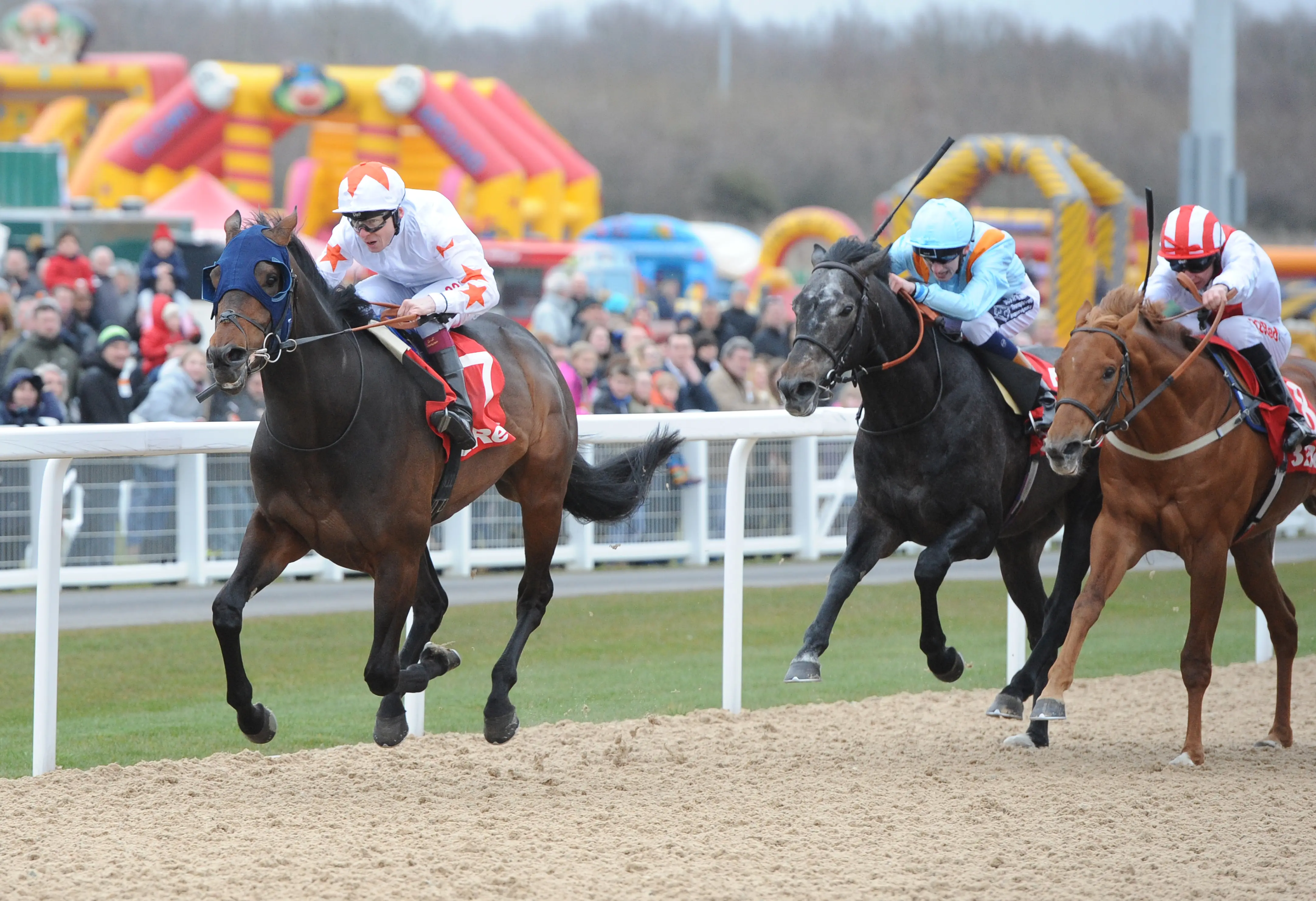 Tuesday'S Racing: Dave Nevison'S 3 Top Tips For Huge Payouts! - 0b1l8sx
