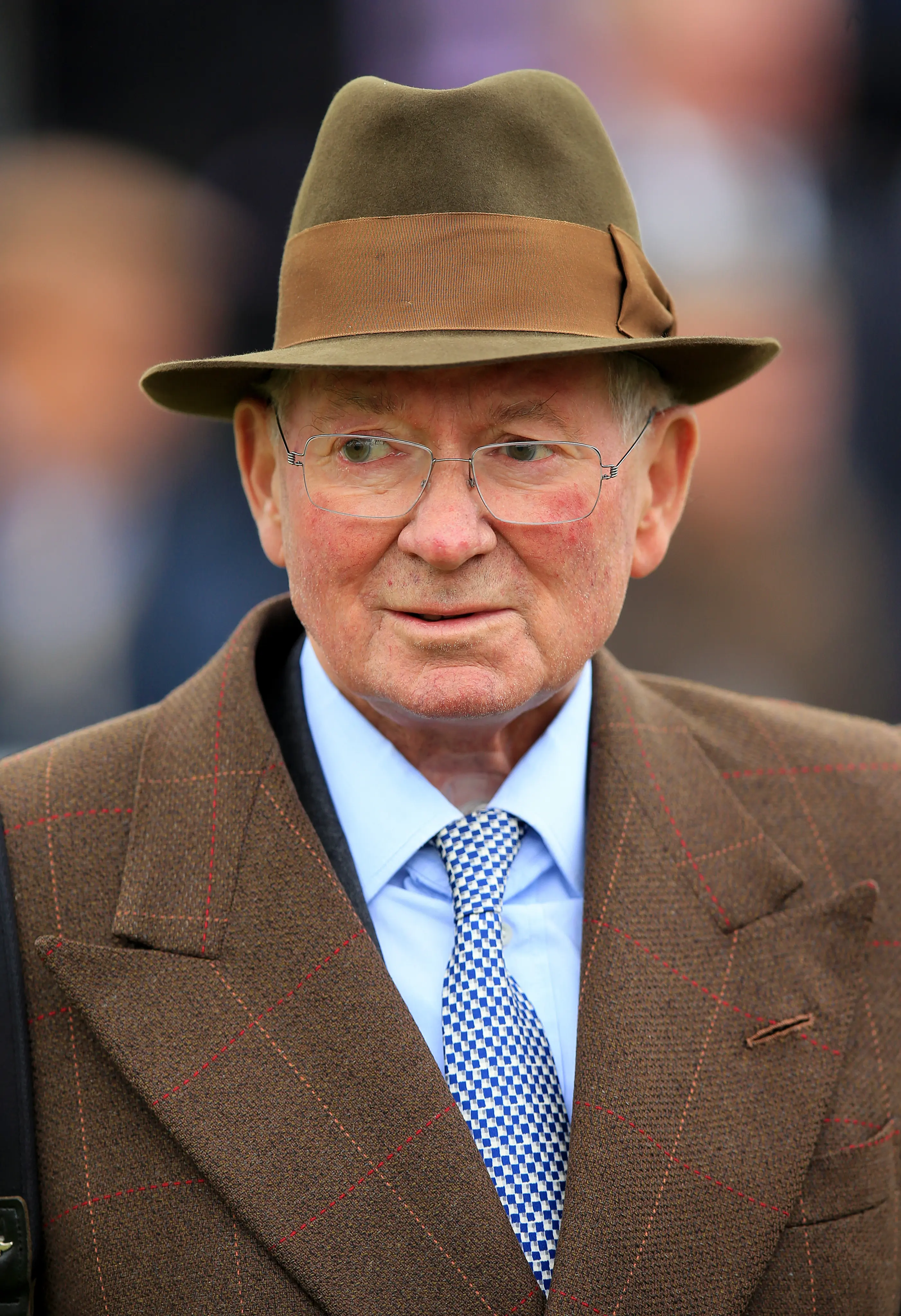 Barry Hills remembered as ‘one of the greats’